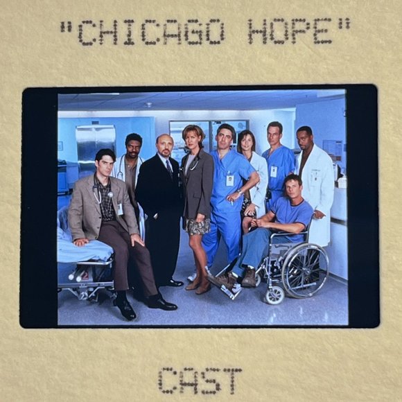 Chicago Hope Original 35MM Press Kit Slide Cast Photo Mark Harmon Tom Gibson - Picture 1 of 4